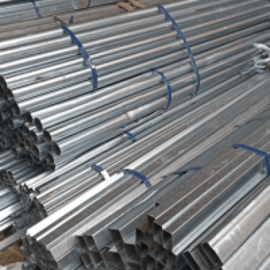 Sắt hộp cũ giá rẻ - Sắt thanh dài TPHCM