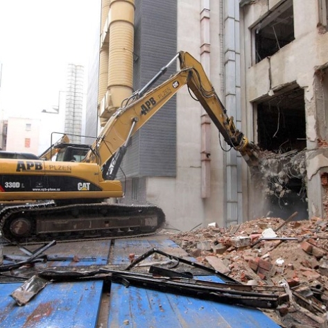 Những Điều Cần Biết Khi Cải Tạo Và Tháo Dỡ Nhà Ở Cũ